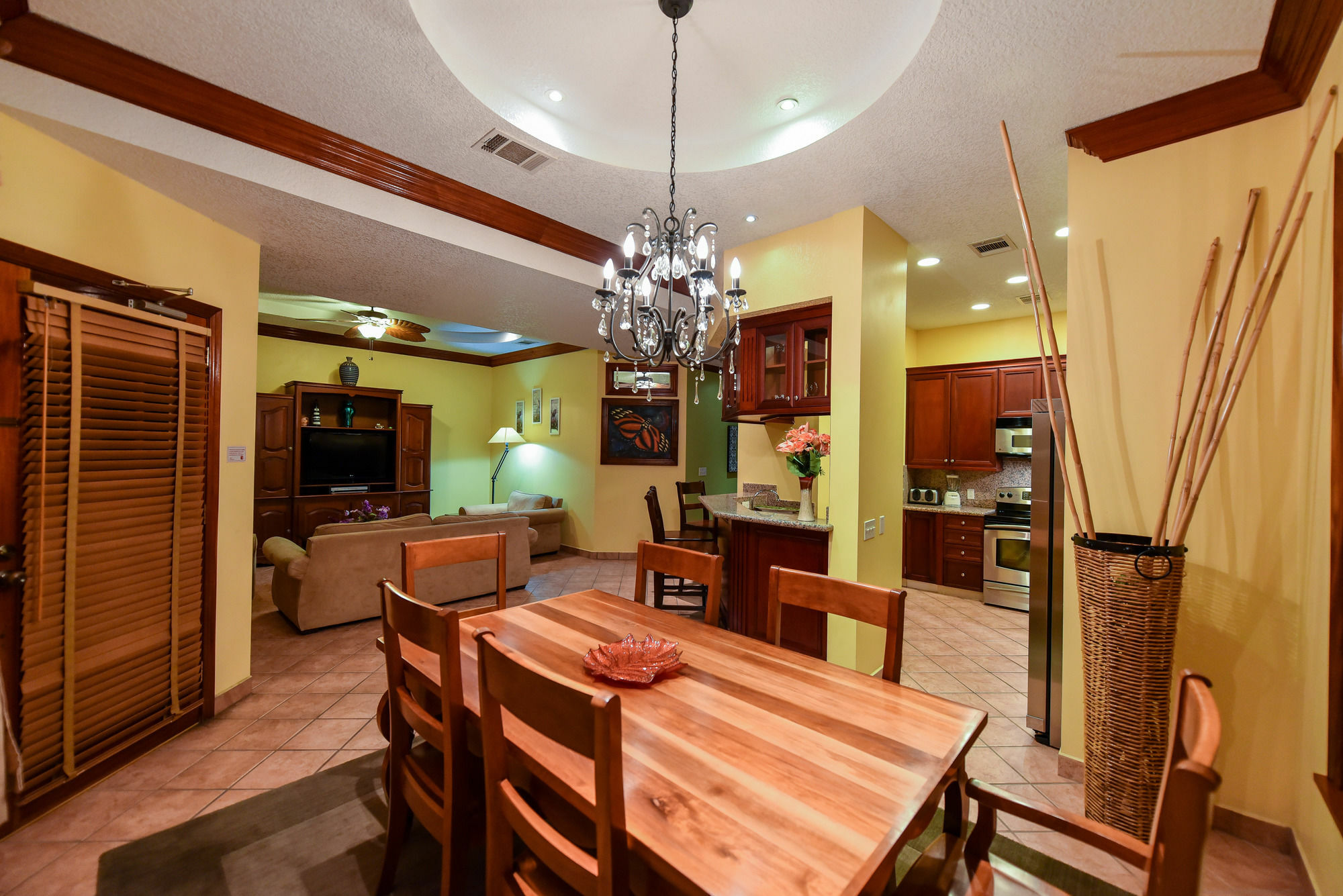 Grand Colony Island Villas San Pedro  Exterior photo